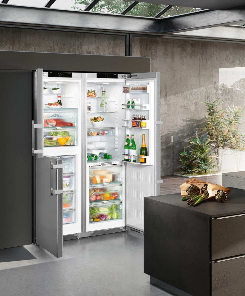 Холодильник с винным шкафом side by side